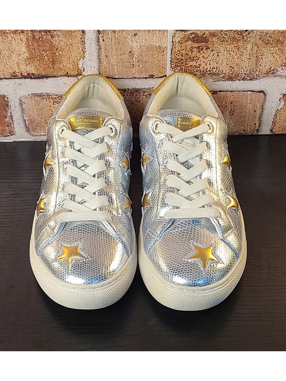 Kurt Geiger London Lane Star Sneakers Womens Sz US6.5 EU36.5 Silver Leather GUC